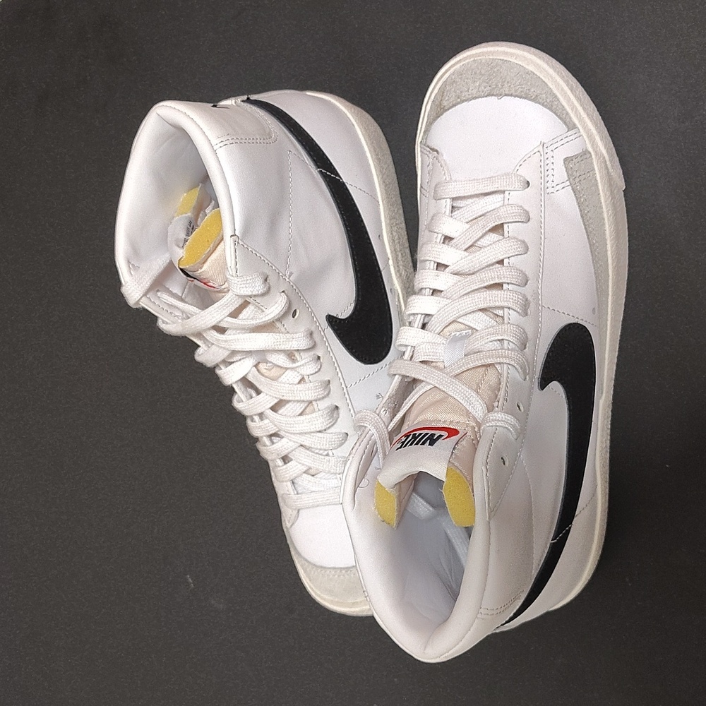 Nike Blazer Vintage White Black Sneakers Shoes Women's Size 8 - Picture 7 of 10